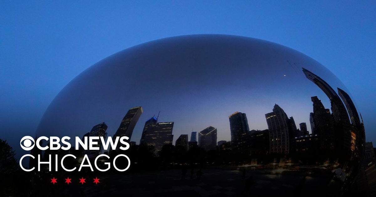 CPD preparing for possible teen takeover downtown on Friday - CBS Chicago