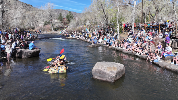 cardboard-boat-races-school-of-mines3.png 