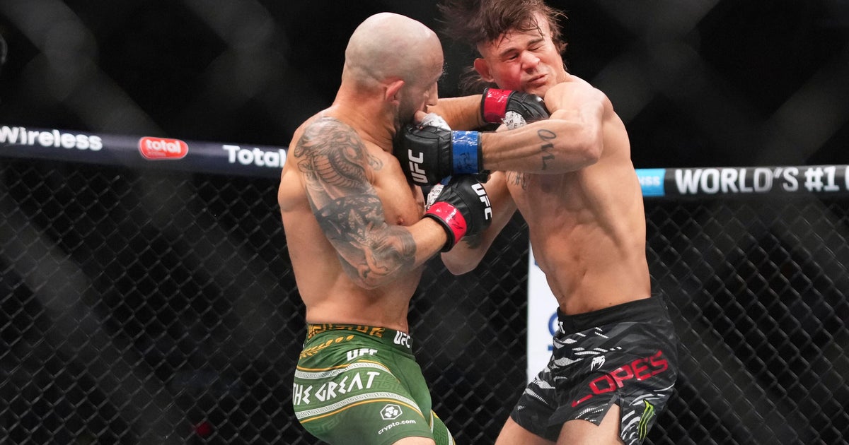 Volkanovski claims featherweight belt at UFC 314 in Miami with unanimous decision over Lopes Volkanovski claims featherweight belt at UFC 314 in Miami with unanimous decision over Lopes