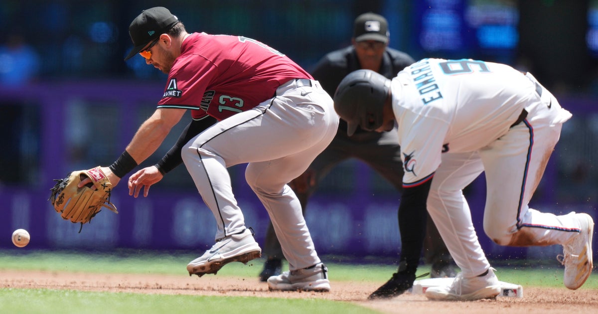 Diamondbacks top Marlins 6-4 for fifth straight win Diamondbacks top Marlins 6-4 for fifth straight win
