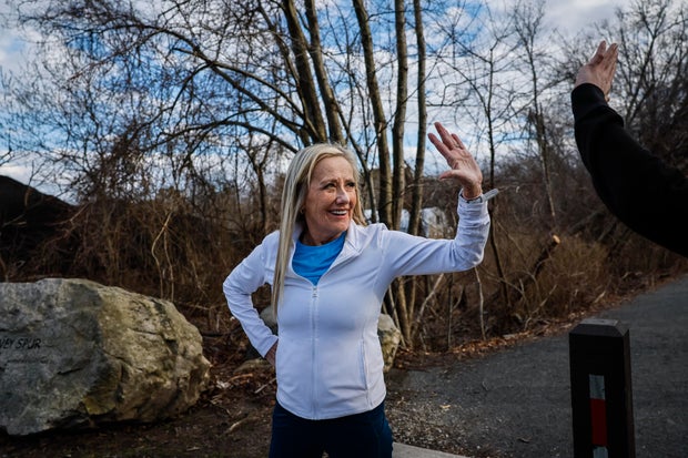 Former WBZ sports reporter Alice Cook isn't letting ALS stop her from running the Boston Marathon 