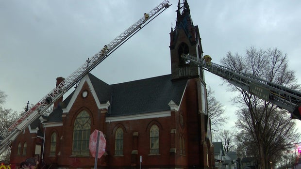 raw-thu-stp-church-fire-boeke-00-02-3811.jpg 