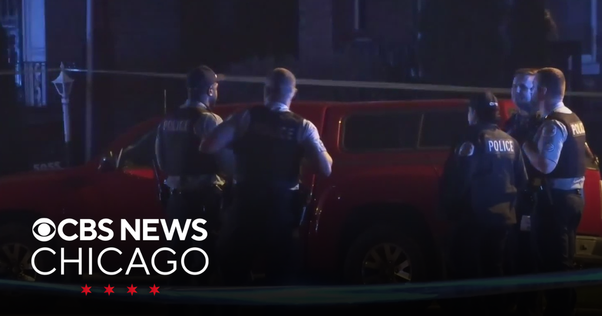 3 shot, including teen girl, during argument on West Side - CBS Chicago