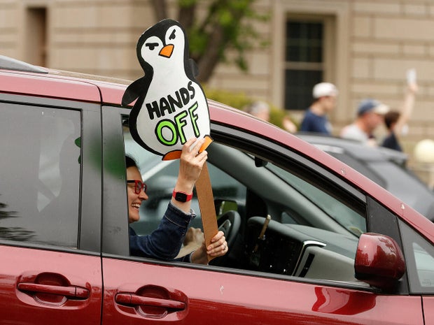 Protest at the residence of U.S. Vice President J.D. Vance 