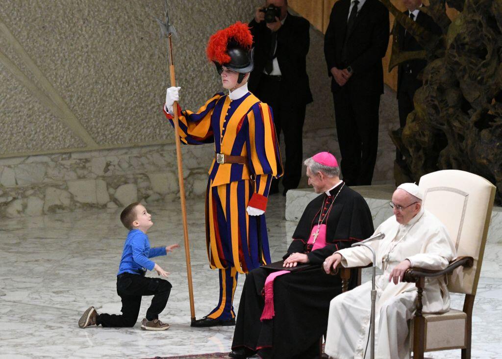 Topshot-Vatican-Pope-opience