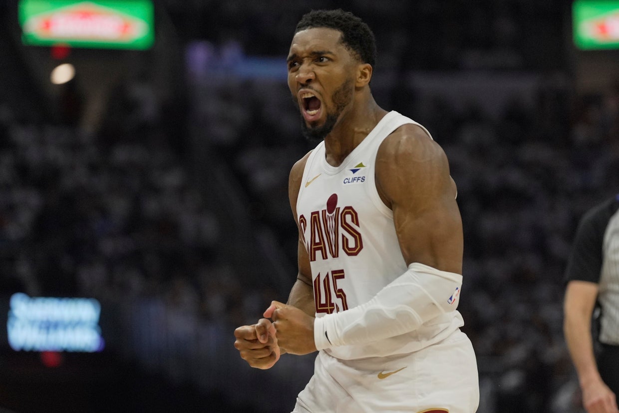 Heat Cavaliers Basketball 