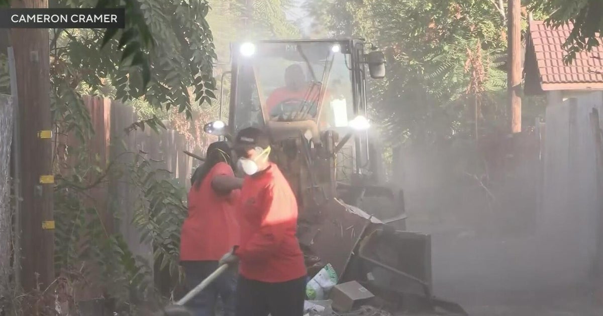 Modesto turns to community help to remove blight
