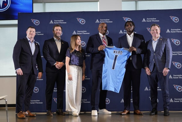 Titans Draft Football 