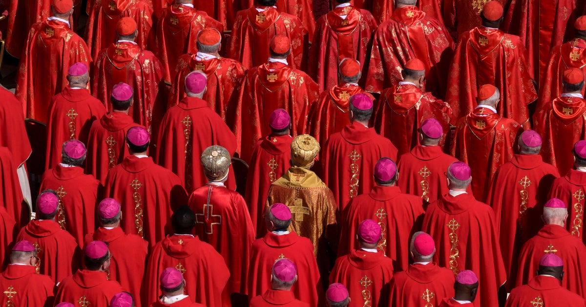 See photos of Pope Francis' funeral and procession