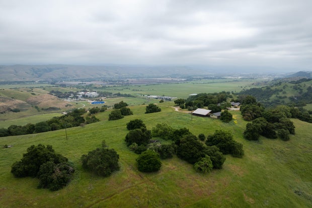 Land trust preserves property in Coyote Valley 
