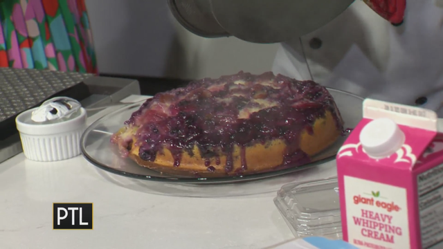 blueberry-rhubarb-cake.png 
