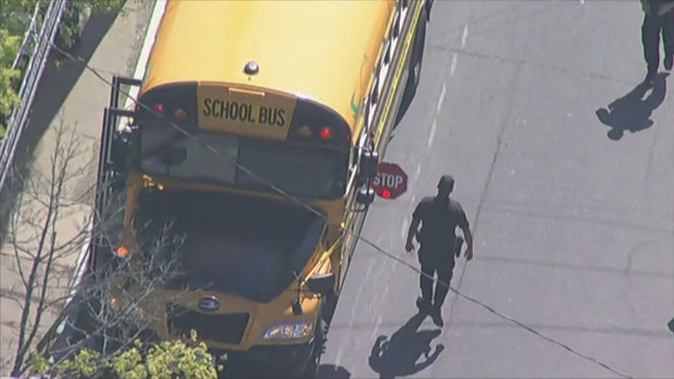 bus.jpg 