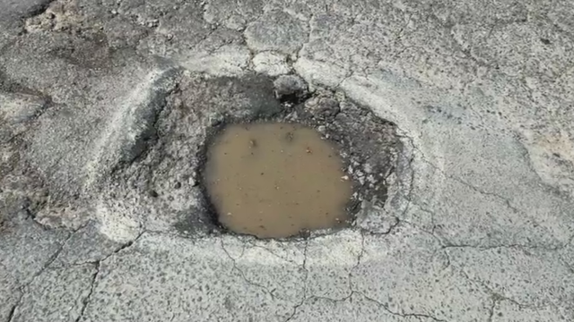 Oakland may have to delay pothole repairs 