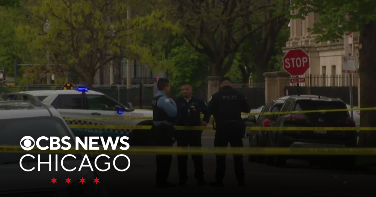 3 teens shot on Near West Side - CBS Chicago