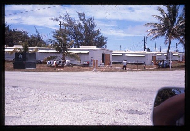 alpsr016.jpg Arthur Phillips Sr. Vietnam War photos