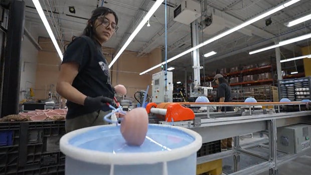 East-Fork-Petary-Mattis-Blu-B.GPG