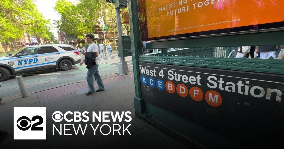 Suspect arrested in Greenwich Village subway stabbing - CBS New York