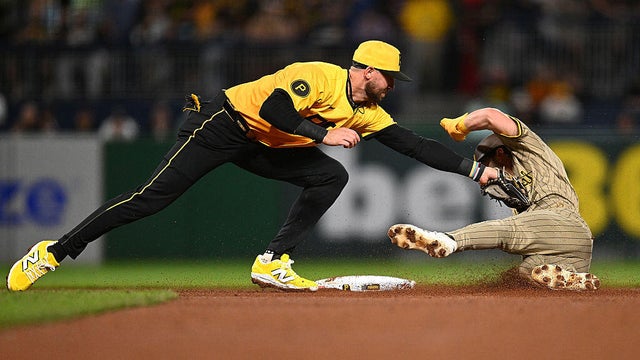 San Diego Padres v Pittsburgh Pirates 