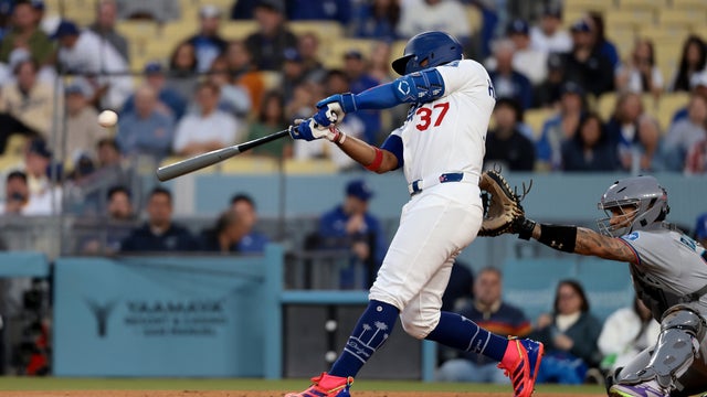 Miami Marlins v Los Angeles Dodgers 