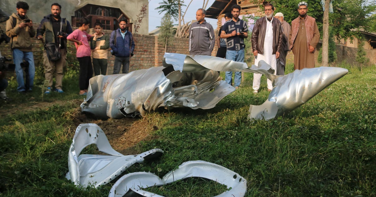 Pakistan leader vows to avenge Indian "act of war" after missile strikes