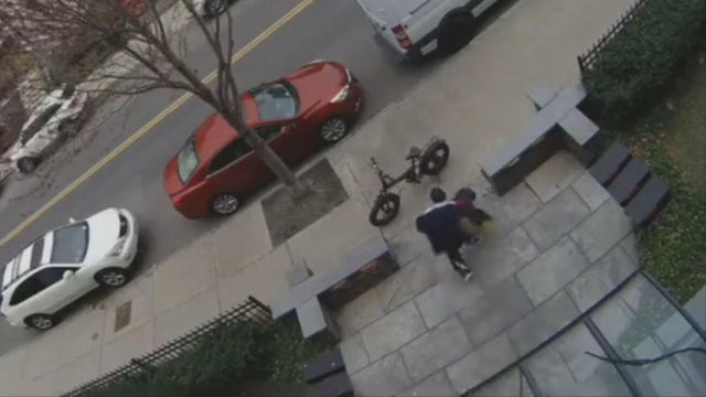 pkg-follow-suit-theft.jpg 