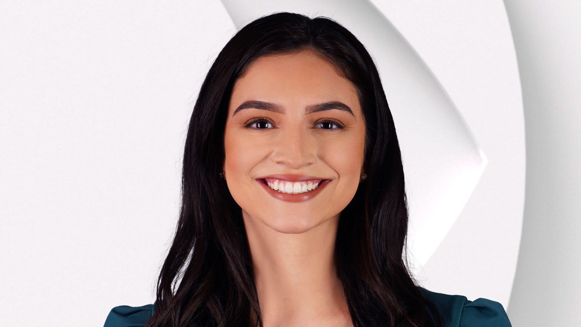 Samantha Rivera - CBS News Miami