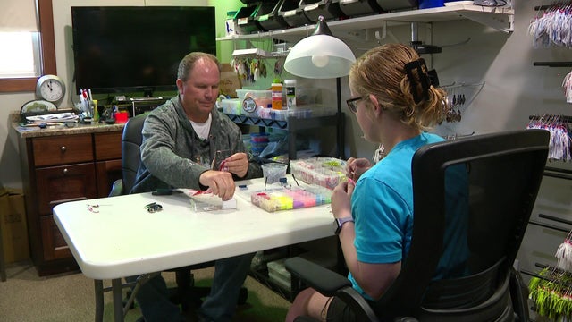 6p-pkg-dad-daughter-fishing-lures-wcco7qwi-00-00-5901.jpg 