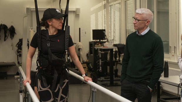 Marta Carsteanu-Dombi and Anderson Cooper