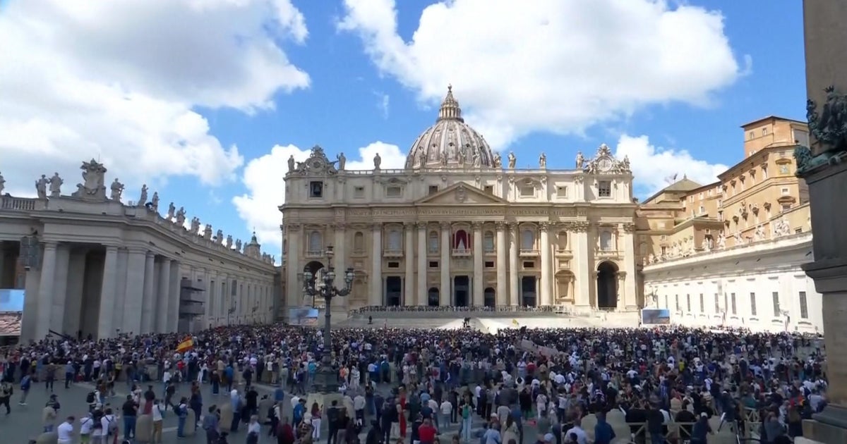 Black smoke rises from Sistine Chapel as cardinal electors vote inconclusively for third time