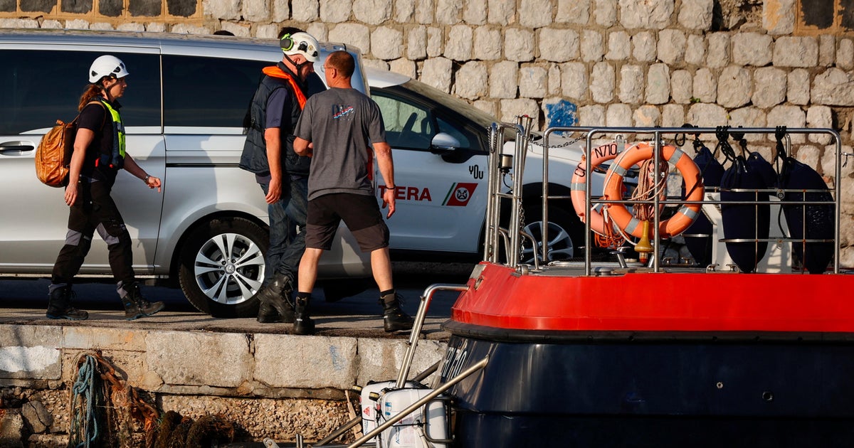 Diver dies during operation to recover yacht that sank, killing 7