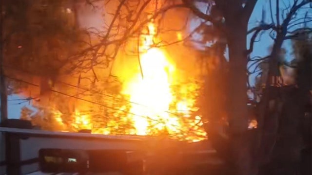 fire1.jpg 