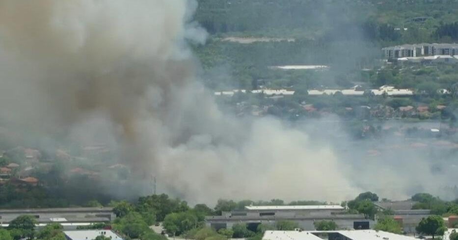 Miami-Dade Fire Rescue respond to grass fire near Miami Executive ...