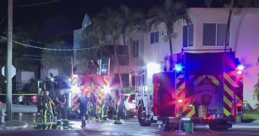 Woman dies in Hollywood apartment fire - CBS Miami