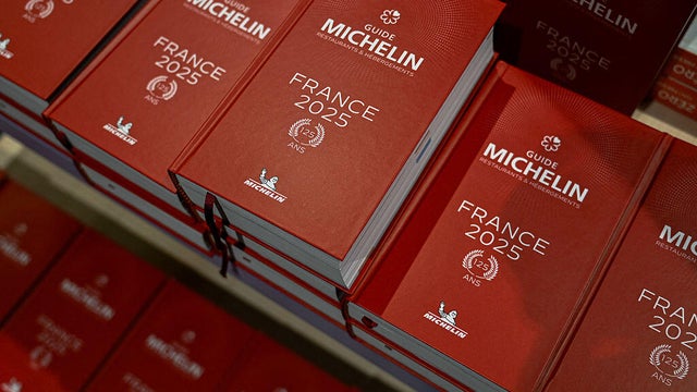 FRANCE-MICHELIN-GUIDE-RESTAURANTS-ACCOMMODATIONS-BOOKSTORE-LYON 