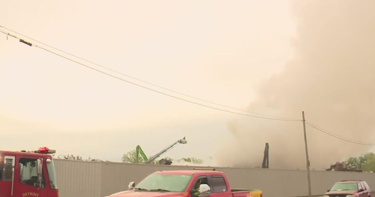 Crews battling scrap yard fire in Detroit - CBS Detroit