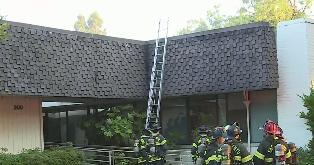 Sacramento fire crews knock down fire at medical facility