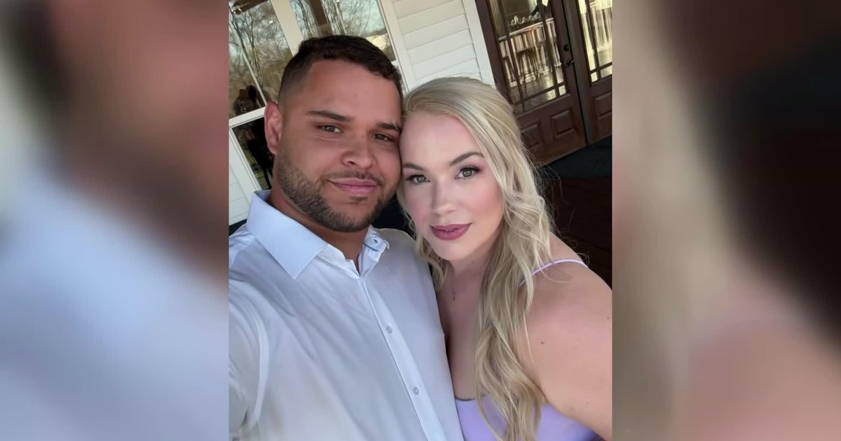 ICE detains Venezuelan man in South Florida with pending green card application, wife speaks out ICE detains Venezuelan man in South Florida with pending green card application, wife speaks out