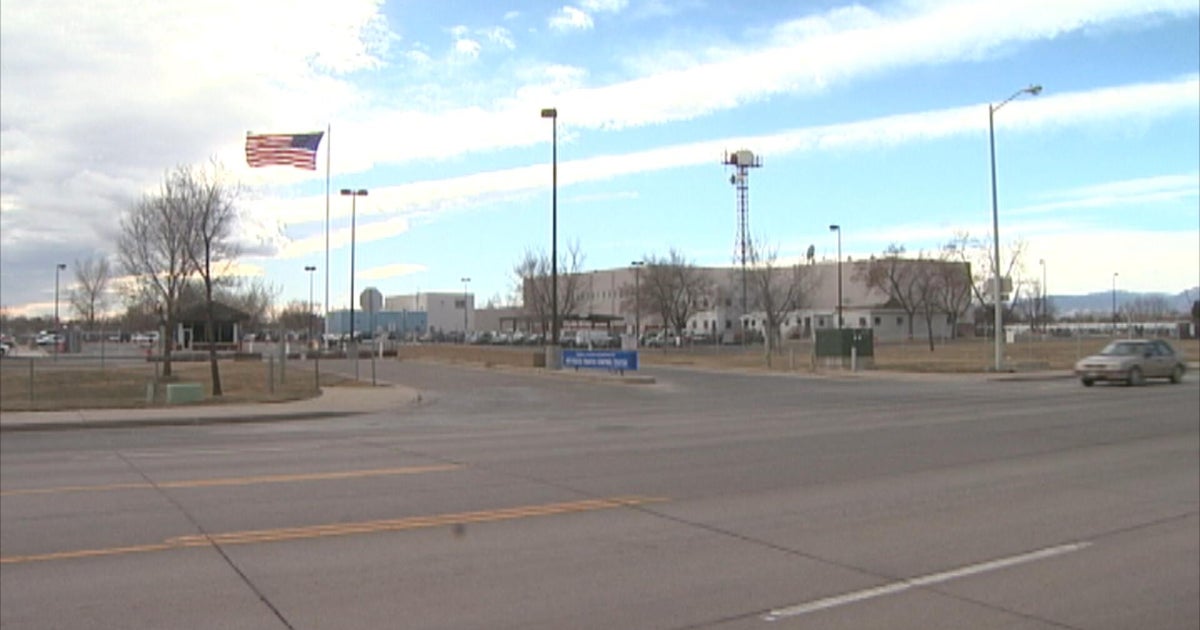 Radio failure temporarily affects communications at Denver Air Traffic Control Center Radio failure temporarily affects communications at Denver Air Traffic Control Center