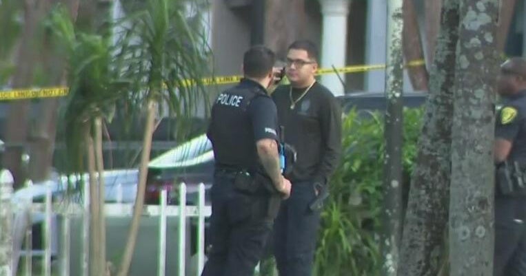 Teen charged as adult in fatal Florida City shooting - CBS Miami