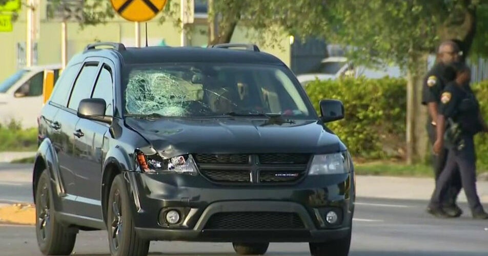 Man hit and killed in early morning crash in Opa-locka, Miami-Dade deputies say Man hit and killed in early morning crash in Opa-locka, Miami-Dade deputies say