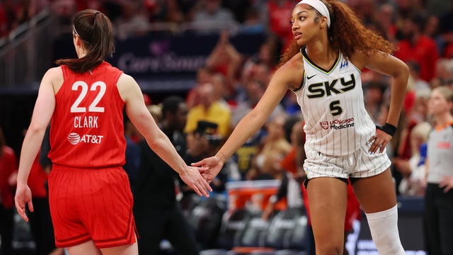Chicago Sky v Indiana Fever 