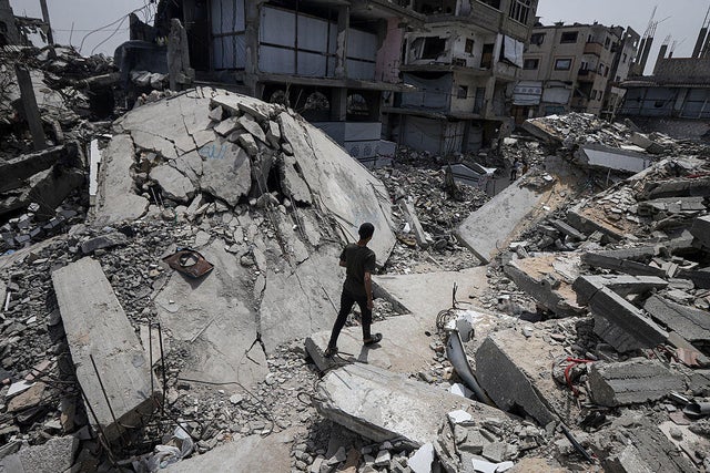 Israeli attacks on Gaza continue 