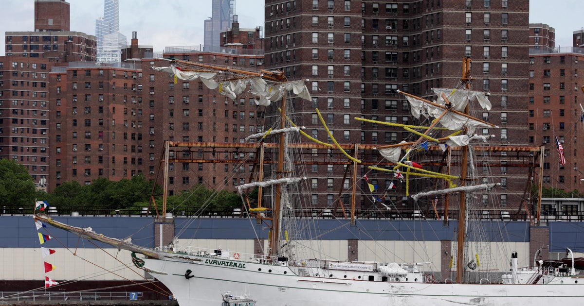 Brooklyn Bridge ship crash investigation underway today by federal, local agencies Brooklyn Bridge ship crash investigation underway today by federal, local agencies