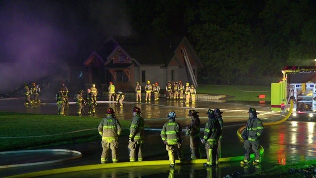 5a-vo-oak-grove-fire-wcco7uhg.jpg 