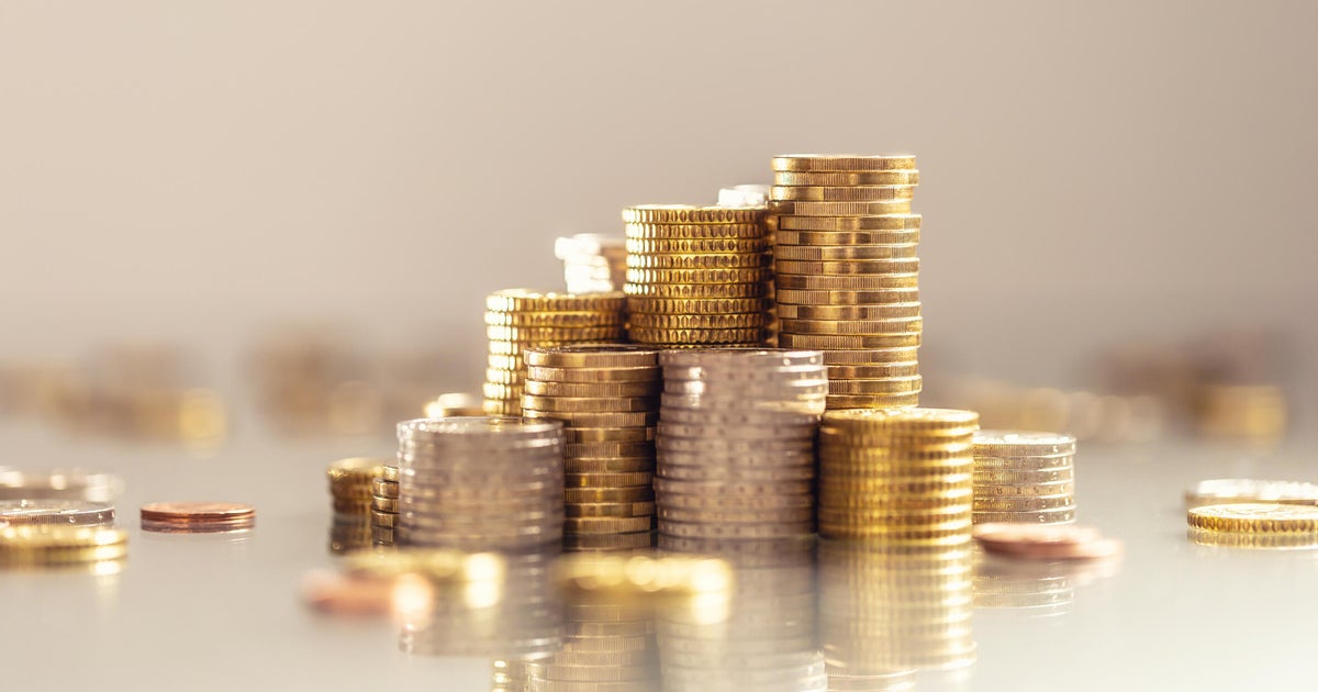 Should seniors invest in gold with the price so high?