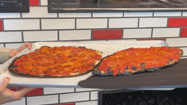 Sally's Apizza 