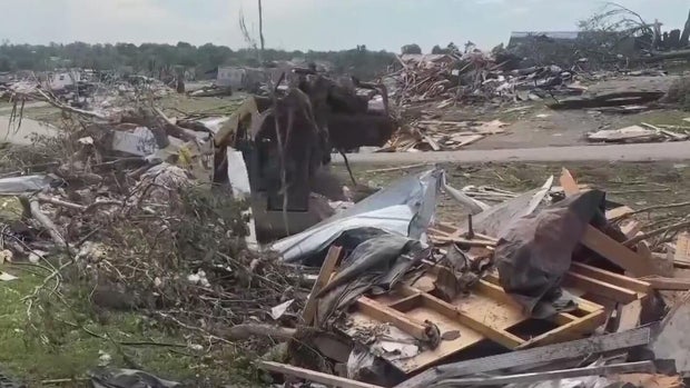 valley view tornado damage 