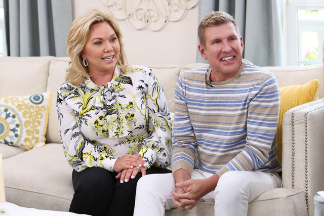 Celebridades Visitan "Hogar Y Familia" De Hallmark