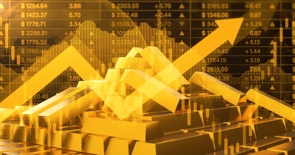 3 gold price scenarios that could occur this June, according to experts 3 gold price scenarios that could occur this June, according to experts