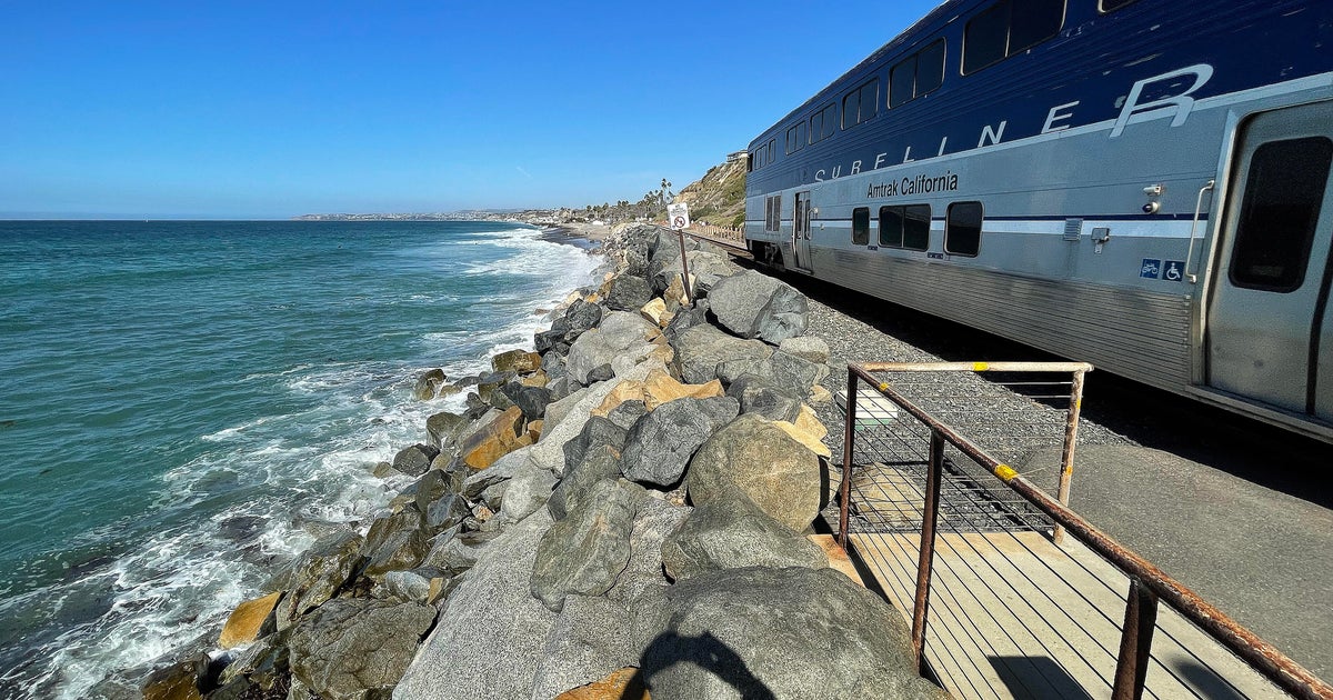 Amtrak, Metrolink Resume San Clemente Rail Service After Coastal Repairs